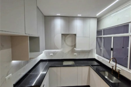 Sobrado à venda com 3 suítes em Vila Aricanduva, São Paulo, SP