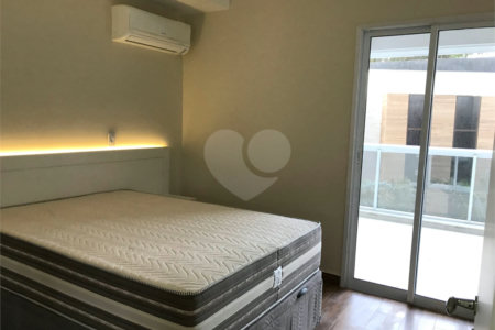 Apartamento à venda com 1 quarto em Empresarial 18 do Forte, Barueri, SP