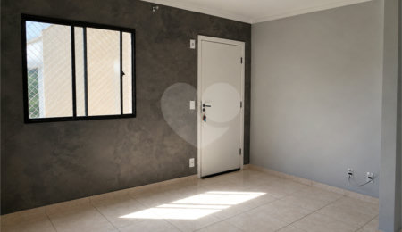 Apartamento à venda com 2 quartos no Centro, Votorantim, SP
