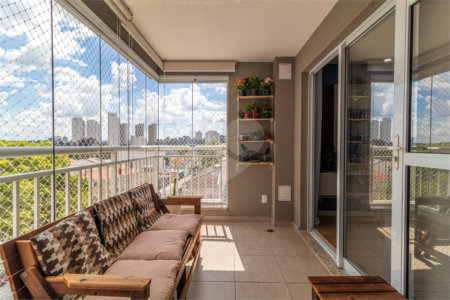 Apartamento à venda com 3 quartos, sendo 1 suíte, em Campo Grande, São Paulo, SP