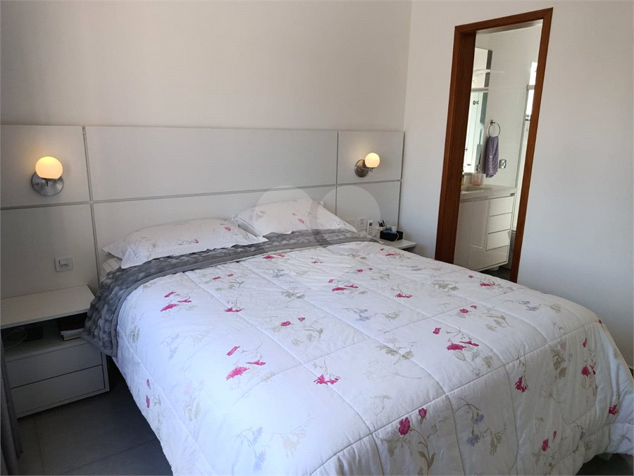 Sobrado à venda com 3 quartos, sendo 1 suíte, em Vila Prudente, São Paulo, SP