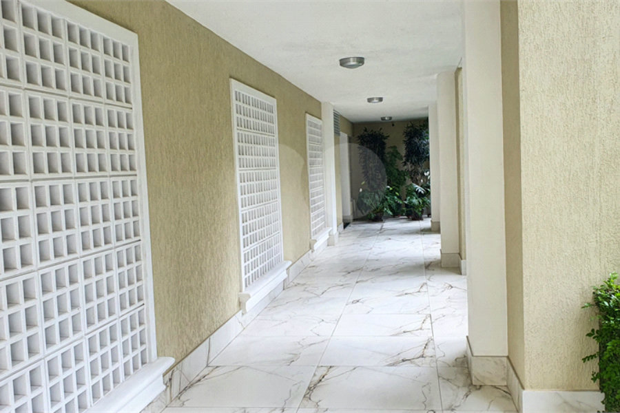 Apartamento à venda com 3 suítes em Morumbi, São Paulo, SP