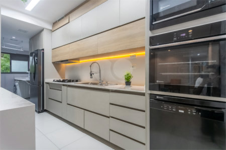 Apartamento à venda com 3 suítes em Jardim Prudência, São Paulo, SP