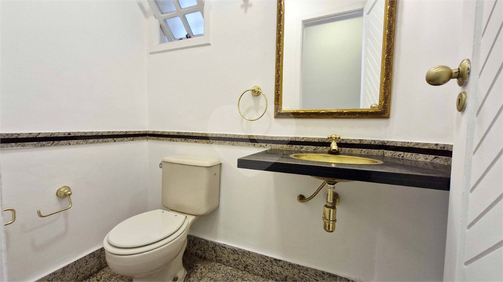 Casa à venda com 4 suítes no condomínio Jardim Vitória Régia, São Paulo - SP