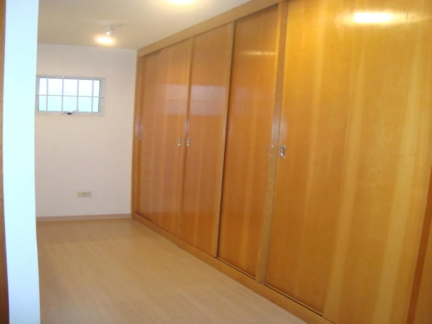 Casa à venda com 3 suítes em Adalgisa, Osasco, SP