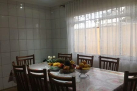 Sobrado à venda com 3 quartos, sendo 1 suíte,  em Jardim Monte Kemel, São Paulo, SP