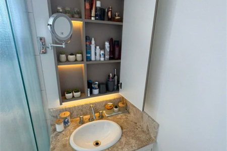 Apartamento à venda com 2 quartos, sendo 1 suíte,  em Vila Andrade, São Paulo, SP