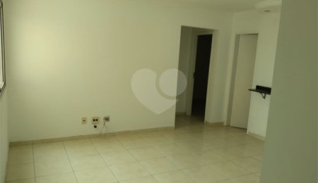 Apartamento à venda com 2 quartos em Parque Edu Chaves, São Paulo, SP