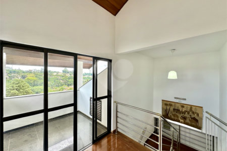Casa à venda com 4 suítes no condomínio San Diego Park, Cotia - SP