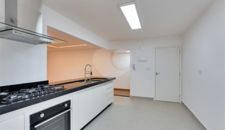 Apartamento à venda com 2 quartos, sendo 1 suíte,  em Santo Amaro, São Paulo, SP