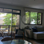 Apartamento à venda com 3 quartos, sendo 1 suíte, em Pitangueiras, Guarujá, SP