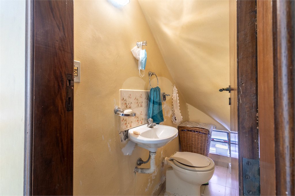 Sobrado à venda com 3 quartos em Vila Sônia, São Paulo, SP