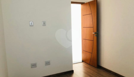 Casa à venda com 2 quartos no condomínio Sem Nome, São Paulo - SP