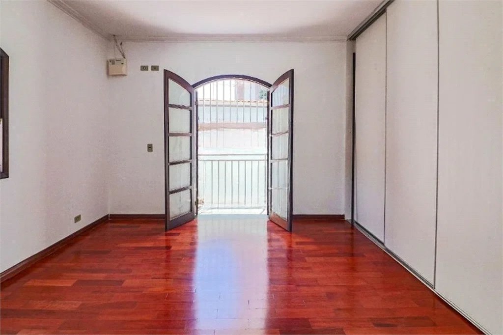 Casa à venda com 3 quartos, sendo 2 suítes, em Ferreira, São Paulo, SP