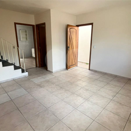 Casa à venda com 3 quartos, sendo 1 suíte, em Jardim Morro Verde, São Paulo, SP