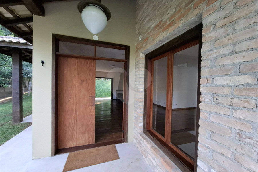 Casa Térrea à venda com 2 suítes em Serra da Cantareira, Mairiporã, SP