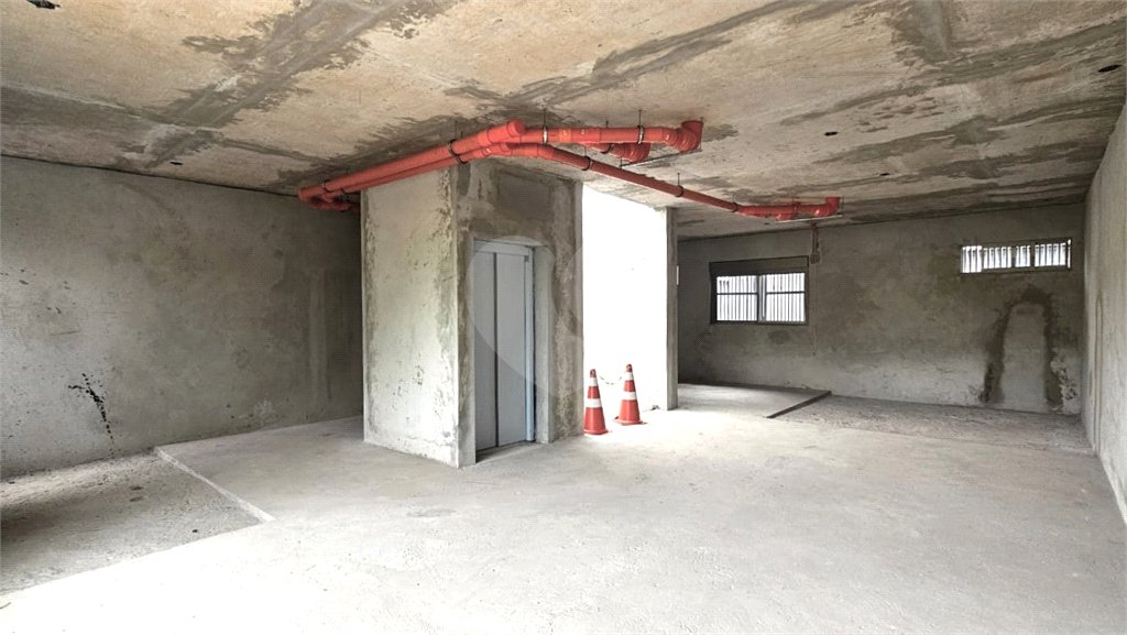 Casa à venda com 4 suítes no condomínio Plm 875, São Paulo - SP