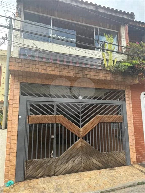 Sobrado à venda com 3 quartos, sendo 1 suíte, em Parque Edu Chaves, São Paulo, SP