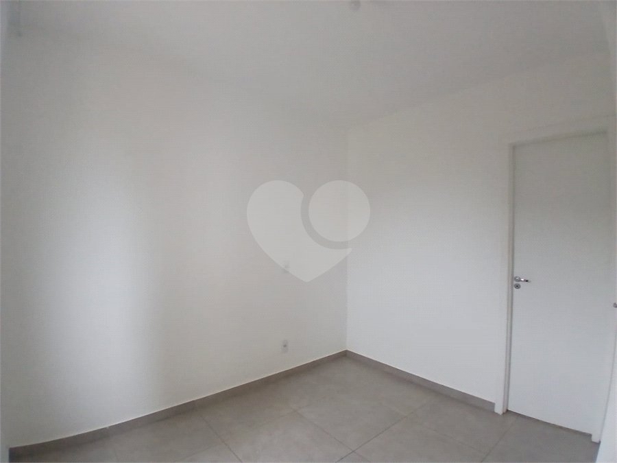 Apartamento à venda com 2 quartos, sendo 1 suíte, em Chácaras Manão, Mairinque, SP