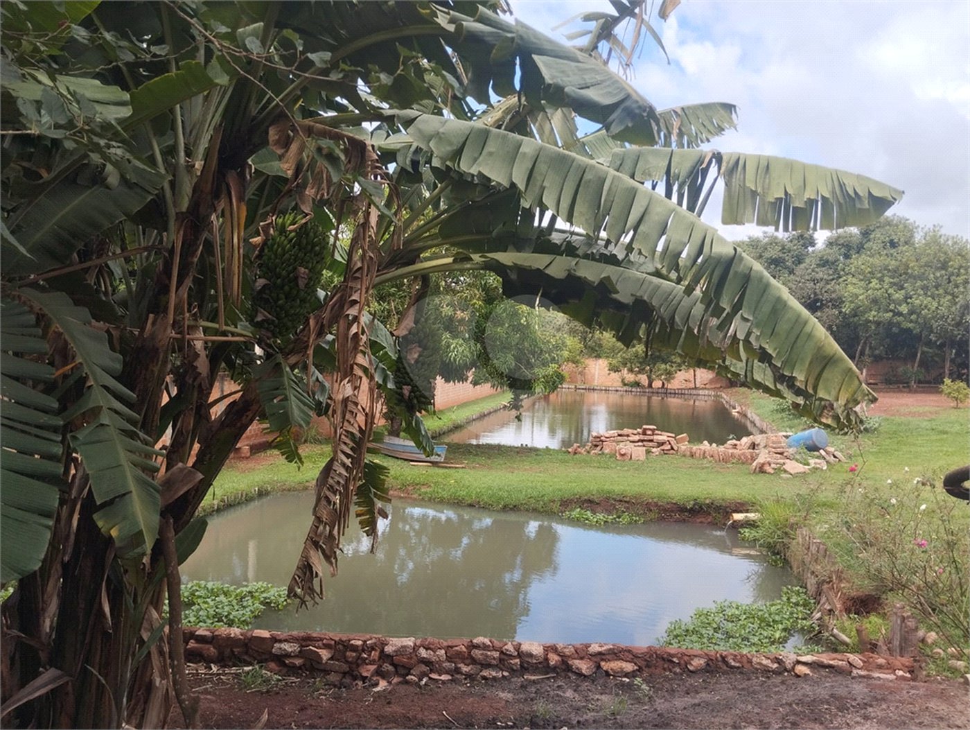 Chácara à venda com 3 quartos, sendo 1 suíte, em Chácara Flora Araraquara, Araraquara, SP