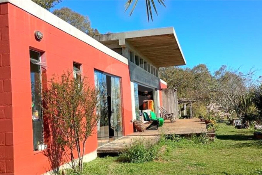 Chácara à venda com 2 suítes em Boa Vista, Piracaia, SP