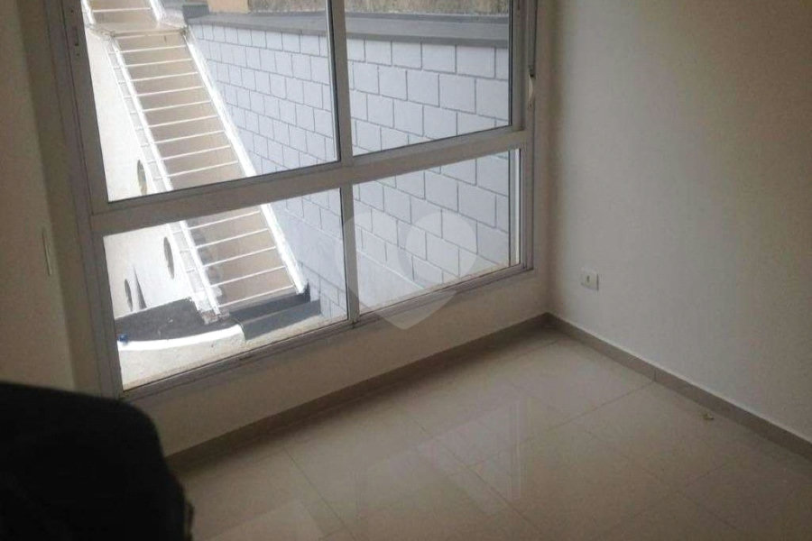 Casa à venda com 3 quartos, sendo 2 suítes, no condomínio Residencial Vegas, São Paulo - SP