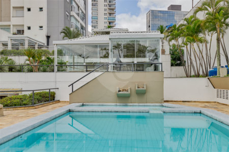 Apartamento à venda com 4 suítes em Campo Belo, São Paulo, SP