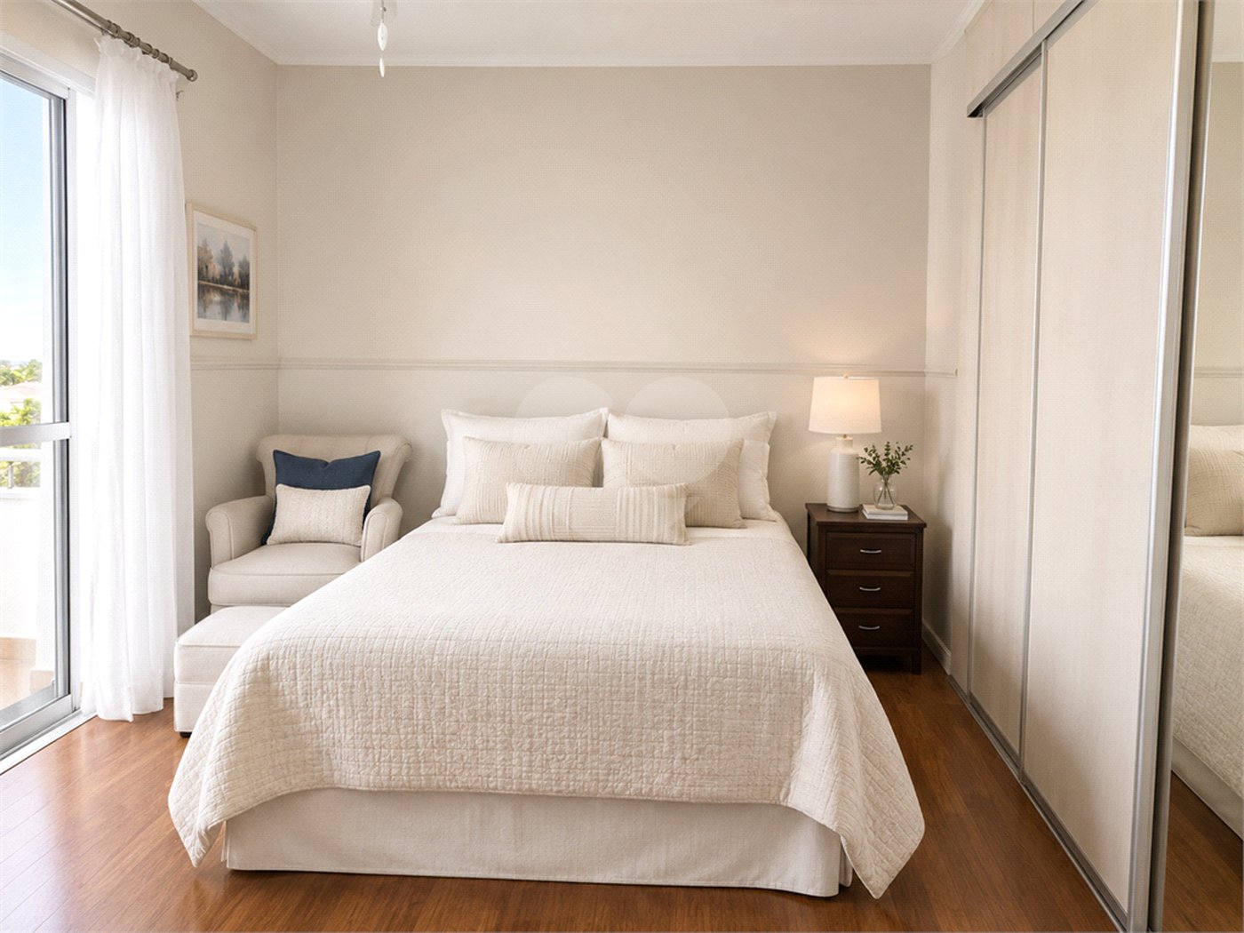 Apartamento à venda com 4 suítes em Vila Uberabinha, São Paulo, SP