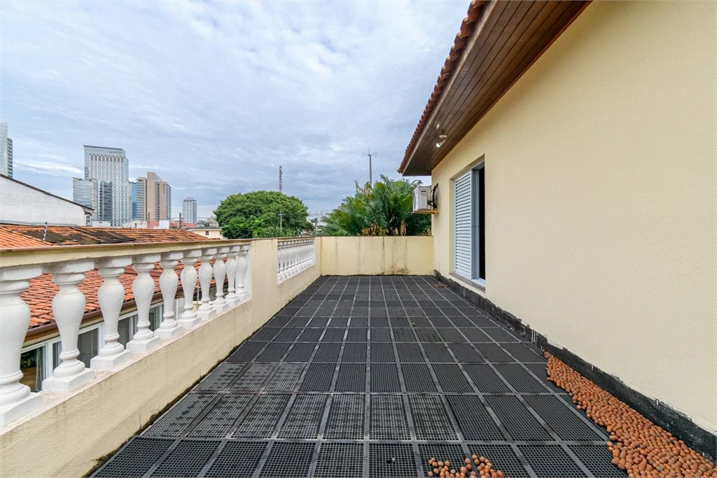 Casa à venda com 3 quartos, sendo 1 suíte,  em Vila Cordeiro, São Paulo, SP