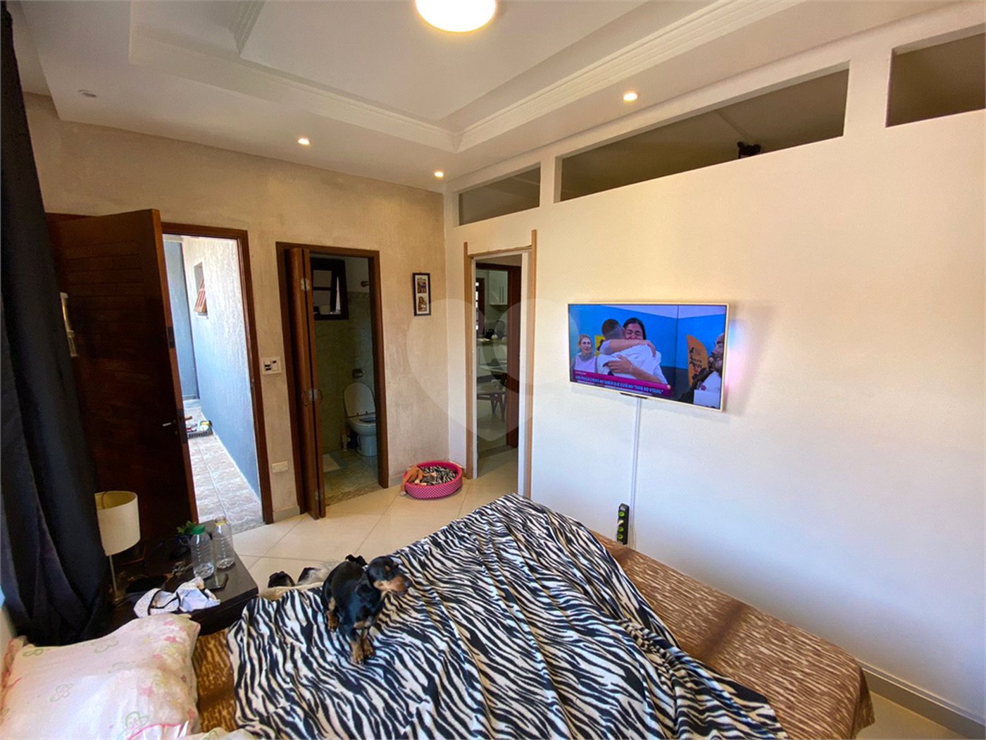 Sobrado à venda com 6 quartos, sendo 2 suítes,  em Vila Mazzei, São Paulo, SP