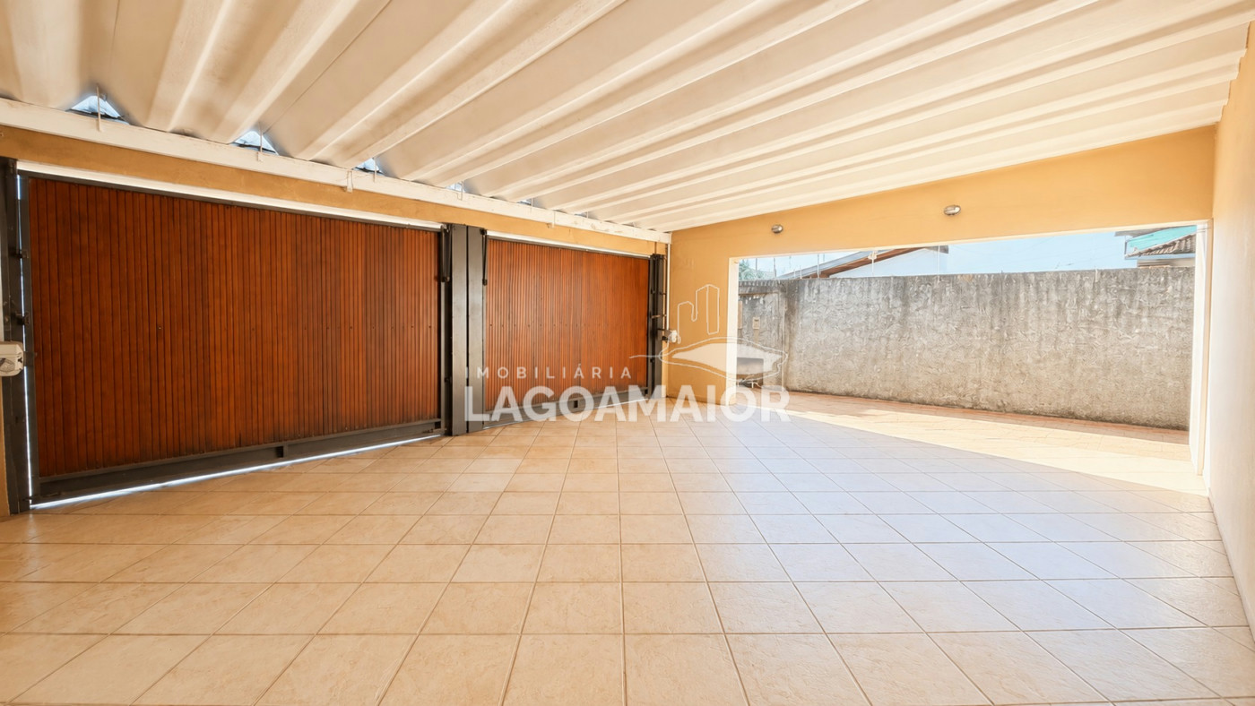 Casa à venda com 6 quartos, sendo 3 suítes,  em Santos Dumont, Três Lagoas, MS
