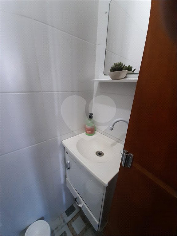 Casa Térrea à venda com 2 quartos, sendo 1 suíte, em Vila Nivi, São Paulo, SP