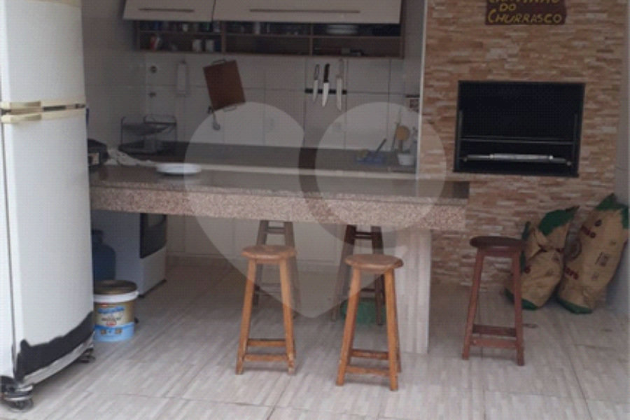 Sobrado à venda com 4 quartos, sendo 3 suítes, em Santana, São Paulo, SP