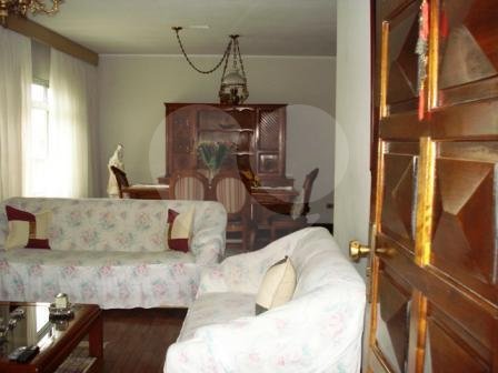 Sobrado à venda com 3 quartos, sendo 1 suíte, em Vila Nova Mazzei, São Paulo, SP