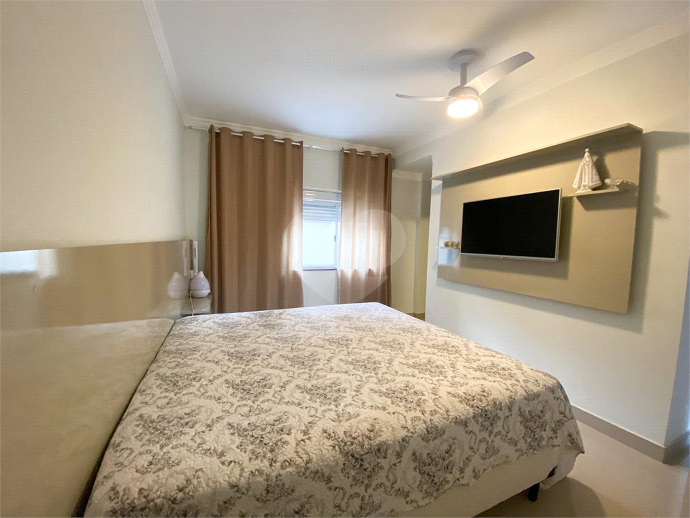 Casa à venda com 3 quartos, sendo 1 suíte, em Santana, São Paulo, SP