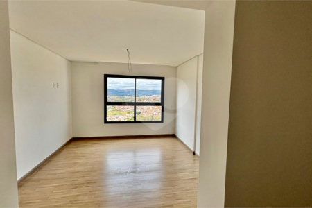 Apartamento à venda com 3 suítes em Jardim Maria José, Votorantim, SP