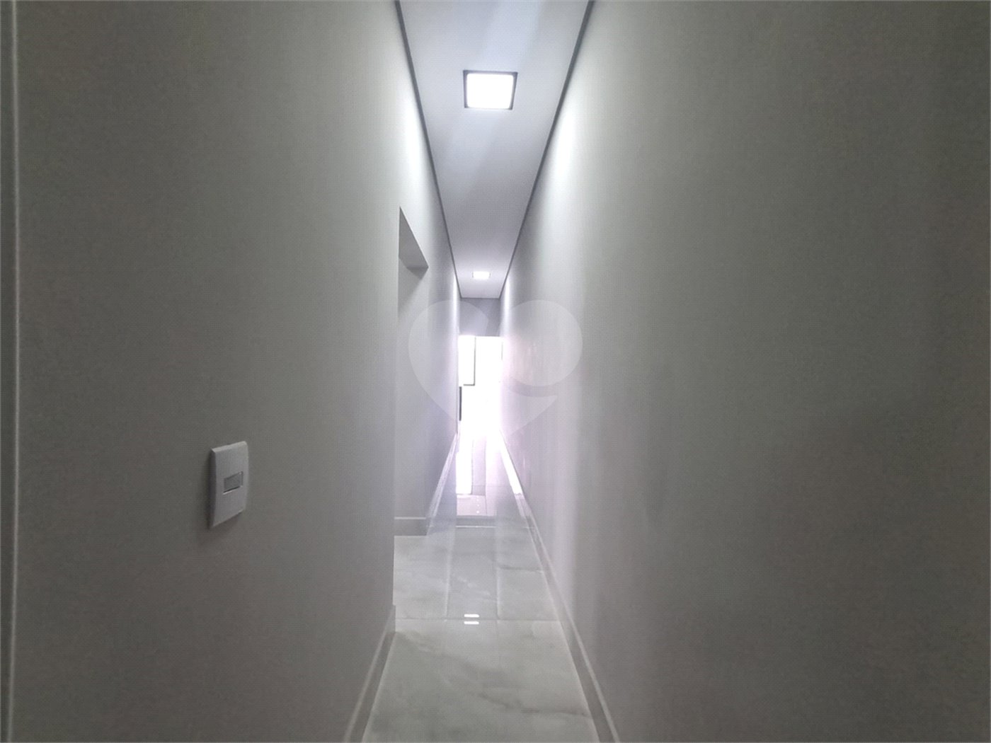 Casa à venda com 3 quartos, sendo 1 suíte,  no condomínio Reserva Ipanema I, Sorocaba - SP