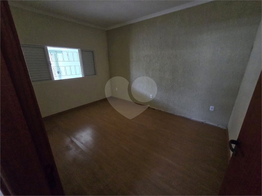 Casa à venda com 3 quartos em Vila Aparecida, Itapetininga, SP