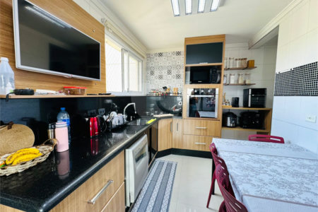 Apartamento à venda com 3 quartos, sendo 1 suíte, em Jardim Zaira, Guarulhos, SP