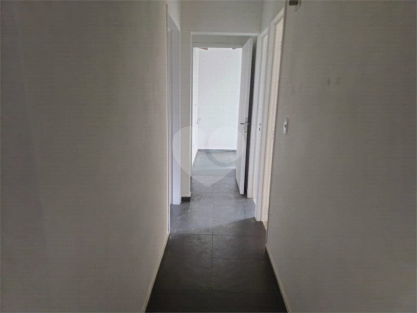 Apartamento à venda com 2 quartos em Jardim das Vertentes, São Paulo, SP