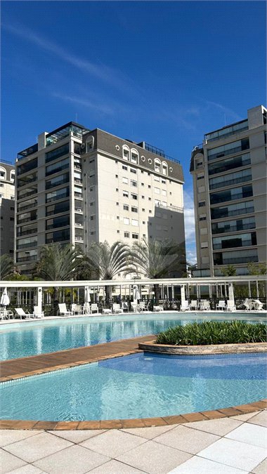 Apartamento para alugar com 3 suítes em Santana, São Paulo, SP