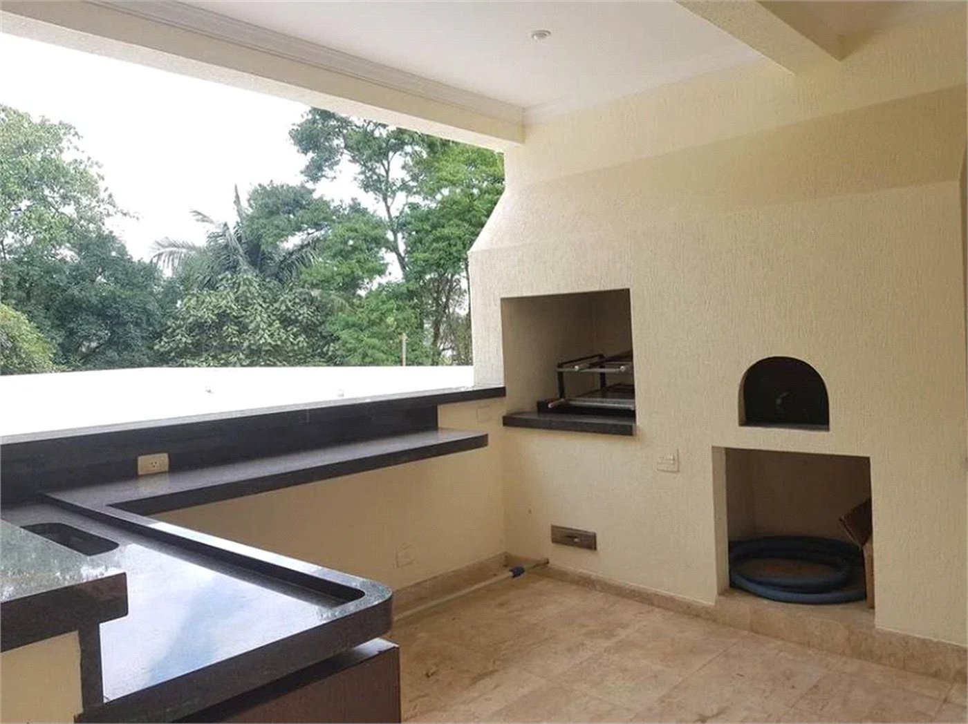 Casa à venda com 4 suítes no condomínio Vilaretto, São Paulo - SP