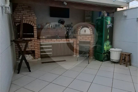 Sobrado à venda com 3 suítes em Vila Constança, São Paulo, SP