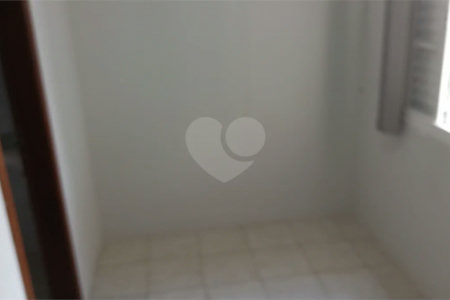 Sobrado amplo com 3 dormitorios e area de lazer a venda