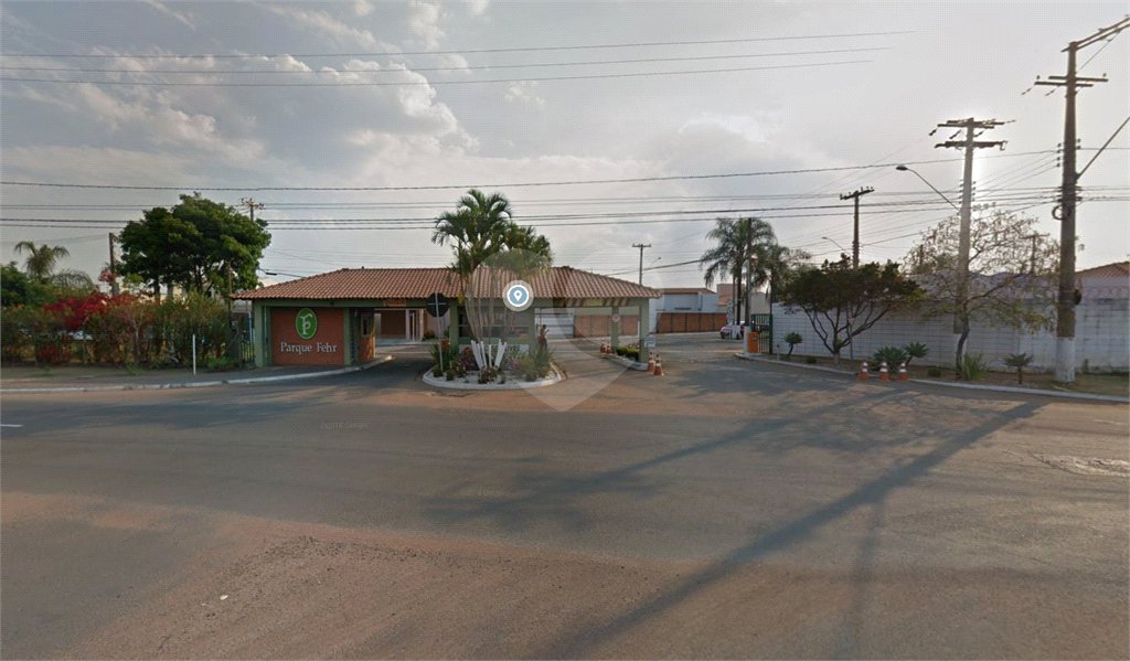 Casa a venda no Parque Fehr.