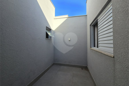 Casa à venda com 2 quartos, sendo 1 suíte, no condomínio Horto Florestal II, Sorocaba - SP