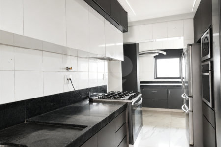 Apartamento à venda com 3 suítes em Santana, São Paulo, SP