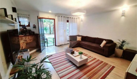 Casa à venda com 3 quartos, sendo 1 suíte,  no condomínio Flores de Laet, São Paulo - SP