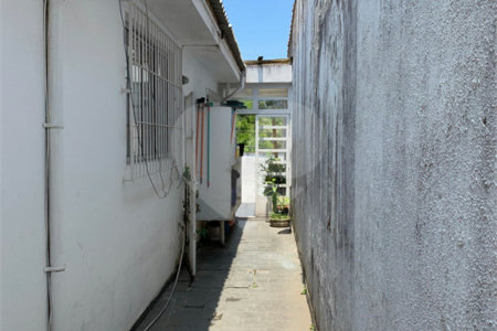 Casa à venda com 3 quartos, sendo 1 suíte, em Jardim Prudência, São Paulo, SP