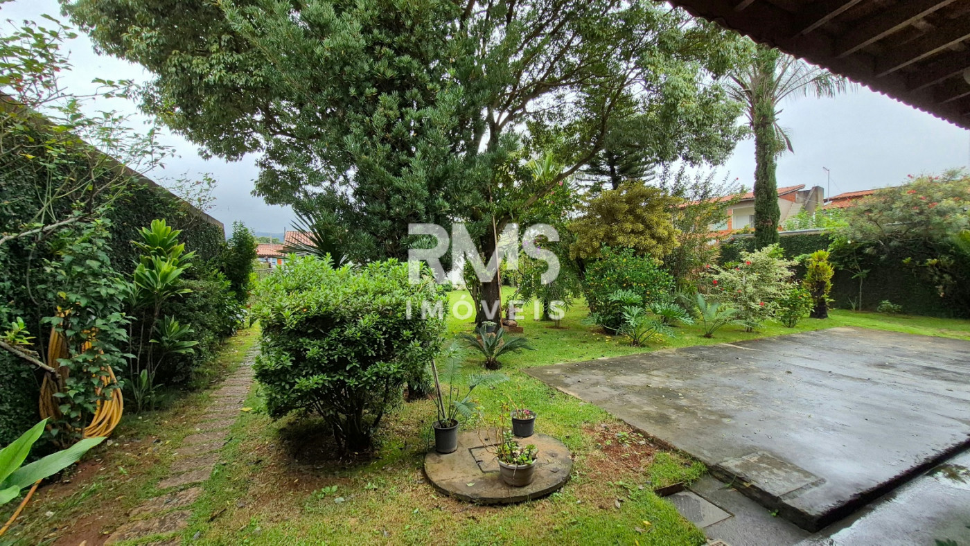 Casa à venda com 4 quartos, sendo 1 suíte,  em Villarejo Sopé da Serra (Vilarejo), Cabreúva, SP